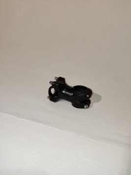 Винос руля AL 1-1/8" д.25,4мм, довжина 60 mm 6&deg; чорн. YL-121 STM-AL-112 фото